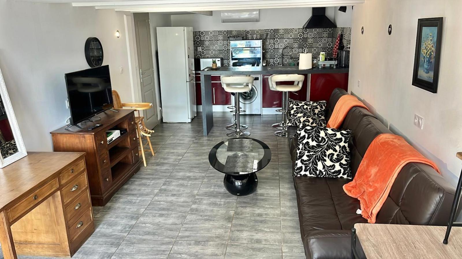 Chez Ben Avec Le Confort Clim Wifi Netflix Gratuit Appartement Castres (Tarn)